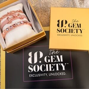 Bomb Party - Gem Society EXCLUSIVE - Holiday 2025 Collection “toasty mittens”